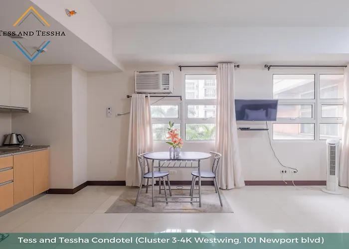 Tess And Tessha Condotel Near T3 Airport Manila