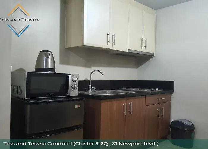 Tess And Tessha Condotel Near T3 Airport Apartment Manila