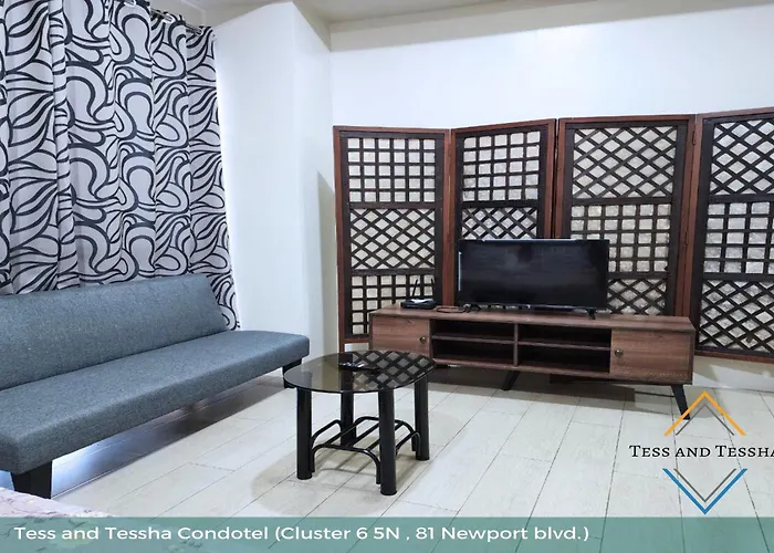 公寓 Tess And Tessha Condotel Near T3 Airport 马尼拉