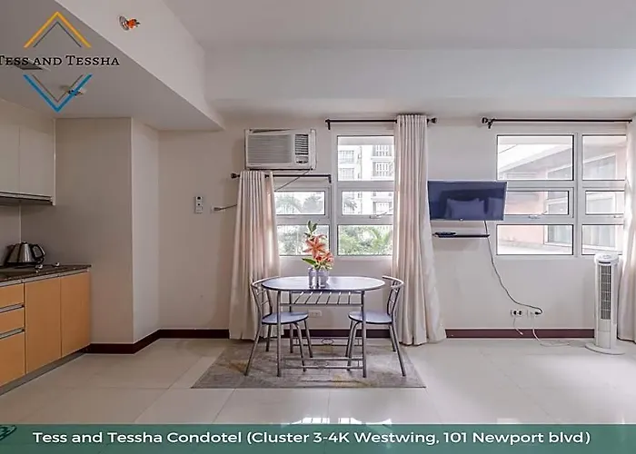 Tess And Tessha Condotel Near T3 Airport *